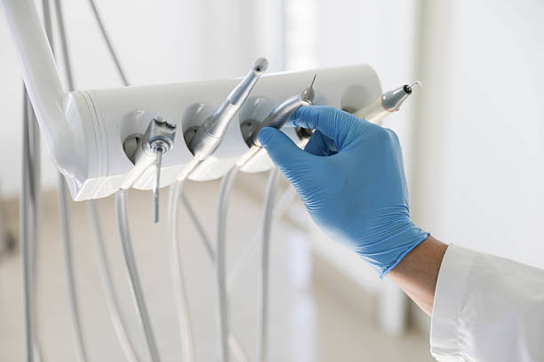 Professional Emergency Dentist technician working in Green Valley, SD